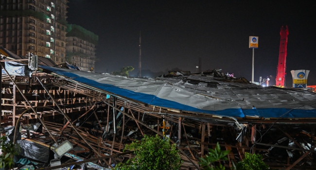Four Dead, 60 Wounded In Mumbai Billboard Collapse
