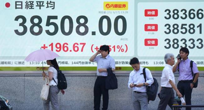 Oil Prices Jump, Stocks Drop As Traders Track Israel-Iran Crisis
