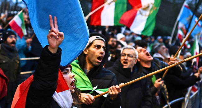 New Protests Hit Iran As Alarm Grows Over Crackdown ‘Massacre’