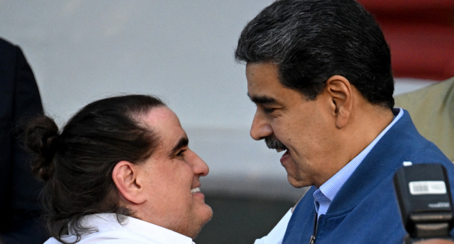 Venezuela Interim Leader Sacks Industry Minister, Maduro Ally