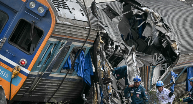 UPDATED: 32 Dead As Construction Crane Collapses Onto Moving Train In Thailand