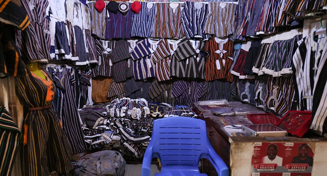 Ghana Rallies Round Traditional Tunic After Foreign Mockery