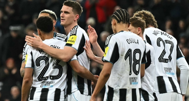 Newcastle Cruise Into Champions League Last 16