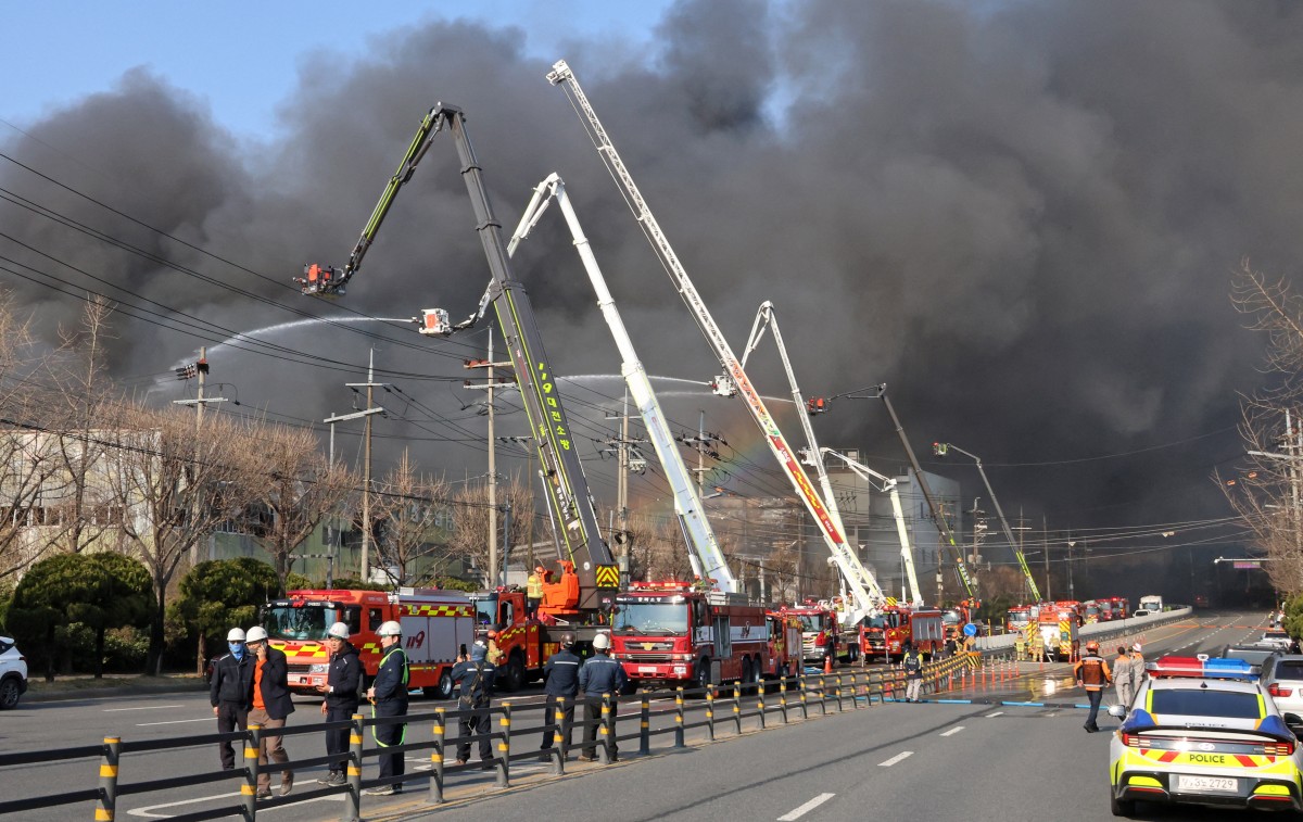 14 Killed In South Korea Car Plant Fire 14 Killed In South Korea Car Plant Fire