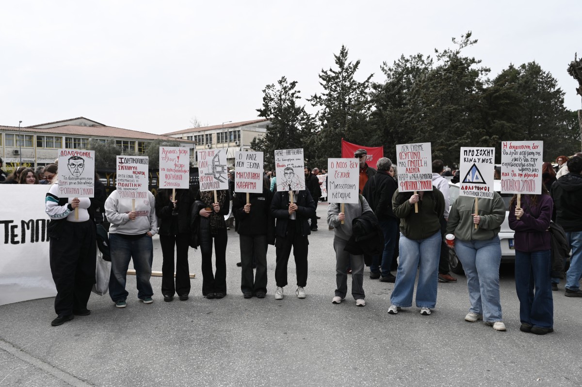 Over 30 Go On Trial For Greece Worst Train Disaster Over 30 Go On Trial For Greece Worst Train Disaster