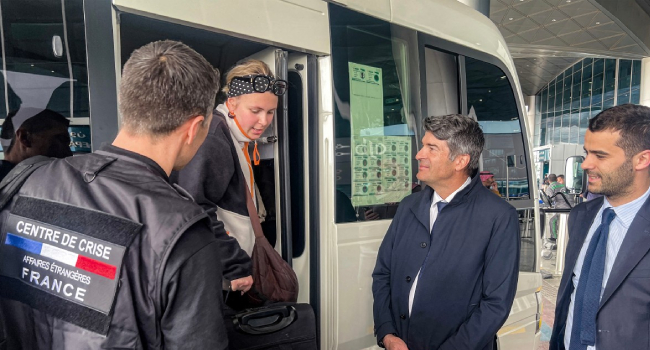 ‘Skies Unsafe To Fly,’ Dabiri-Erewa Says Amid Concerns Over Nigerians Stranded In Middle East ‘Skies Unsafe To Fly,’ Dabiri-Erewa Says Amid Concerns Over Nigerians Stranded In Middle East