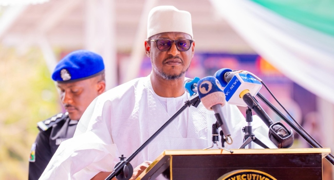 Gov Radda Urges Wealthy Residents To Redouble Humanitarian Services For The Poor