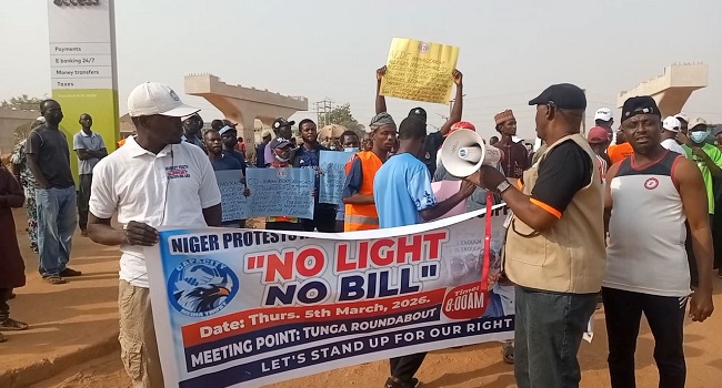 Residents Protest Erratic Power Supply, Estimated Billing In Minna