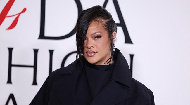 Singer Rihanna’s LA Mansion Struck By Gunfire