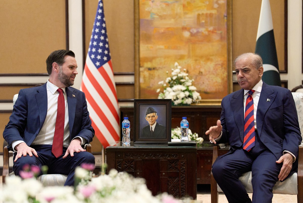 Iran Talks Stall, No Agreement On Mideast War — Vance