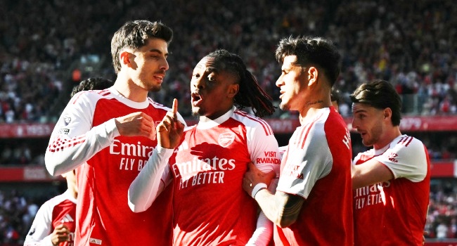 Premier League: Superlative Eze Fires Arsenal Back Into Top Spot