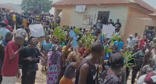 Protest Disrupts Funeral Of Plateau Attack Victims