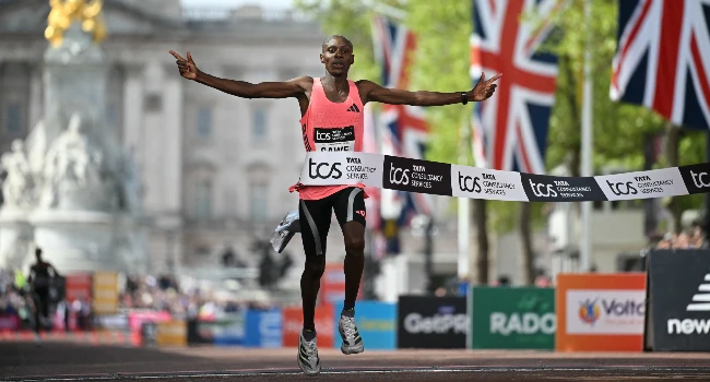 Kenya’s Sawe Makes History With First Sub-Two-Hour Marathon In London