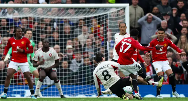 JUST IN: Man Utd Beat Liverpool To Secure Champions League Qualification