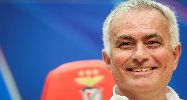 Real Madrid Name Mourinho Coach On Three-Year Deal