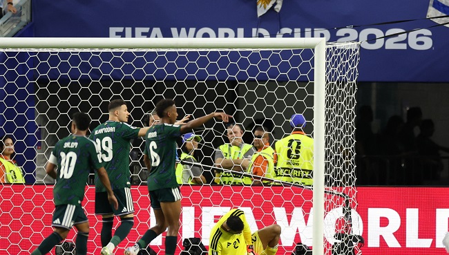Saudi Arabia Holds Uruguay to Draw in World Cup Opening Match