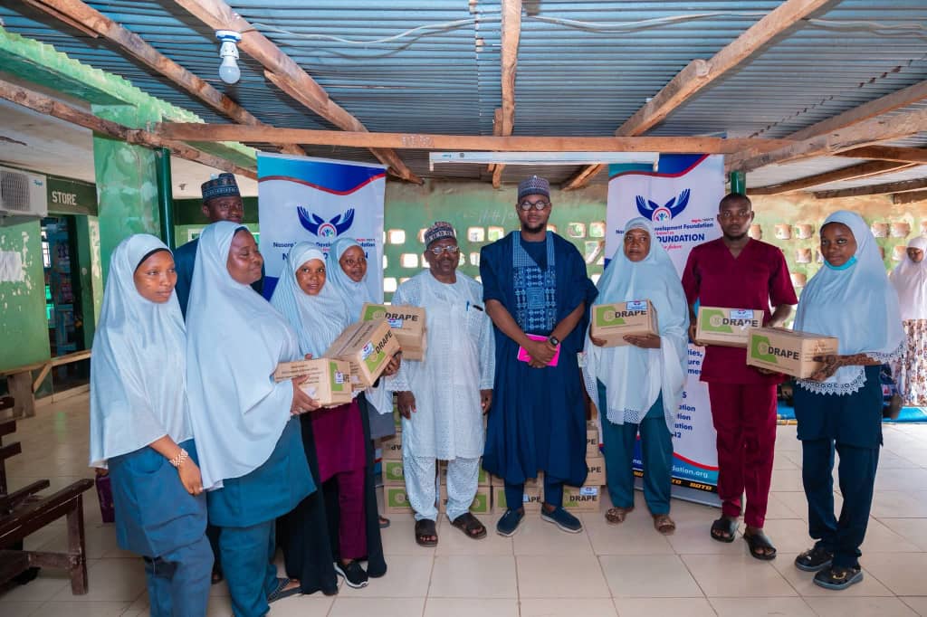 Kebbi First Lady Gives 600 Drapes to Help Decrease Maternal Mortality Rates