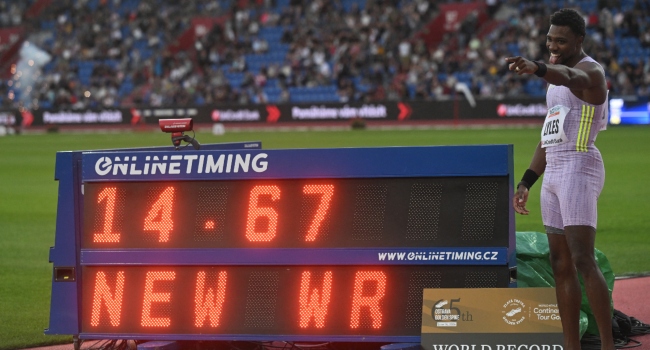Lyles Achieves World’s Fastest 150 Metres Time in Ostrava