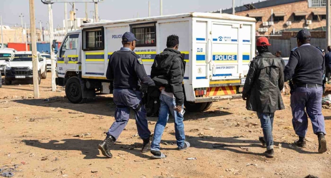 south-africa-shooting Gunmen Shoot Dead 12 In South Africa
