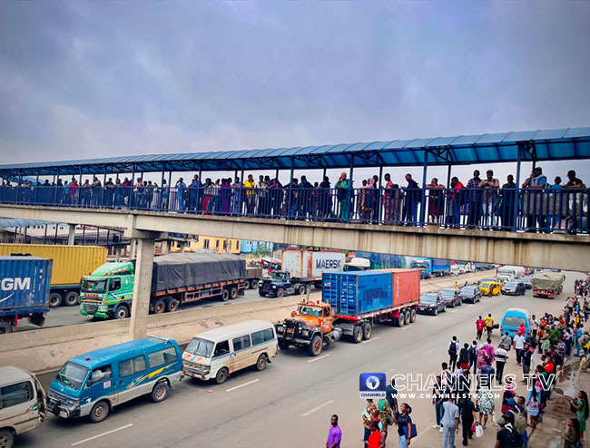 Otedola_Accident_SCene_24th_July_2026_1 PHOTO STORY: How Fatal Multi-Vehicle Kara Bridge Crash Grounded Lagos Traffic, Left Commuters Stranded