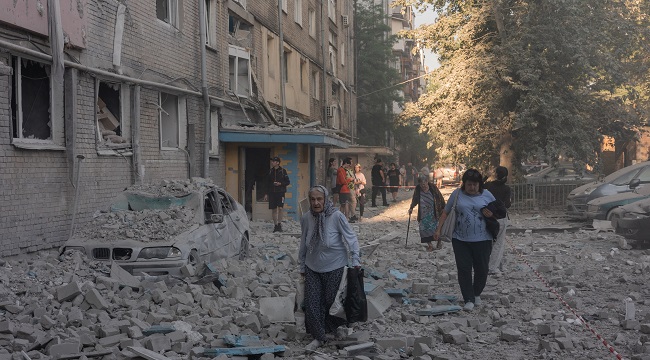 Seventeen killed in largest assault on Kyiv by Russian forces
